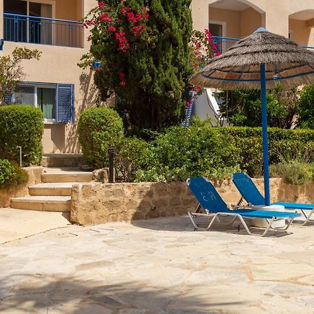 Regina Gardens Lovely Apartment Paphos 外观 照片
