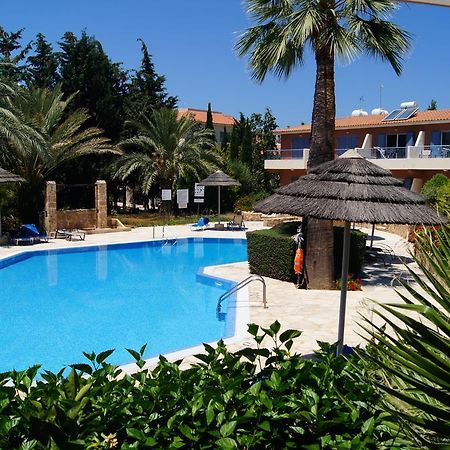 Regina Gardens Lovely Apartment Paphos 外观 照片