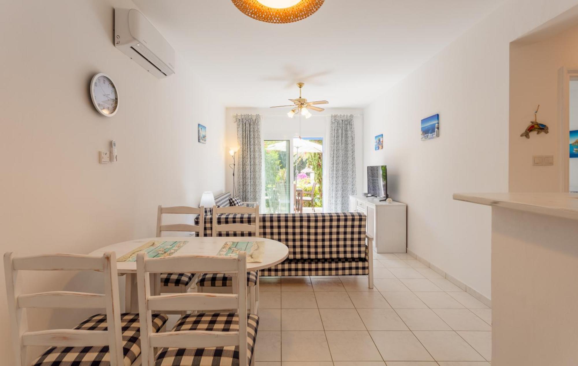 Regina Gardens Lovely Apartment Paphos 外观 照片
