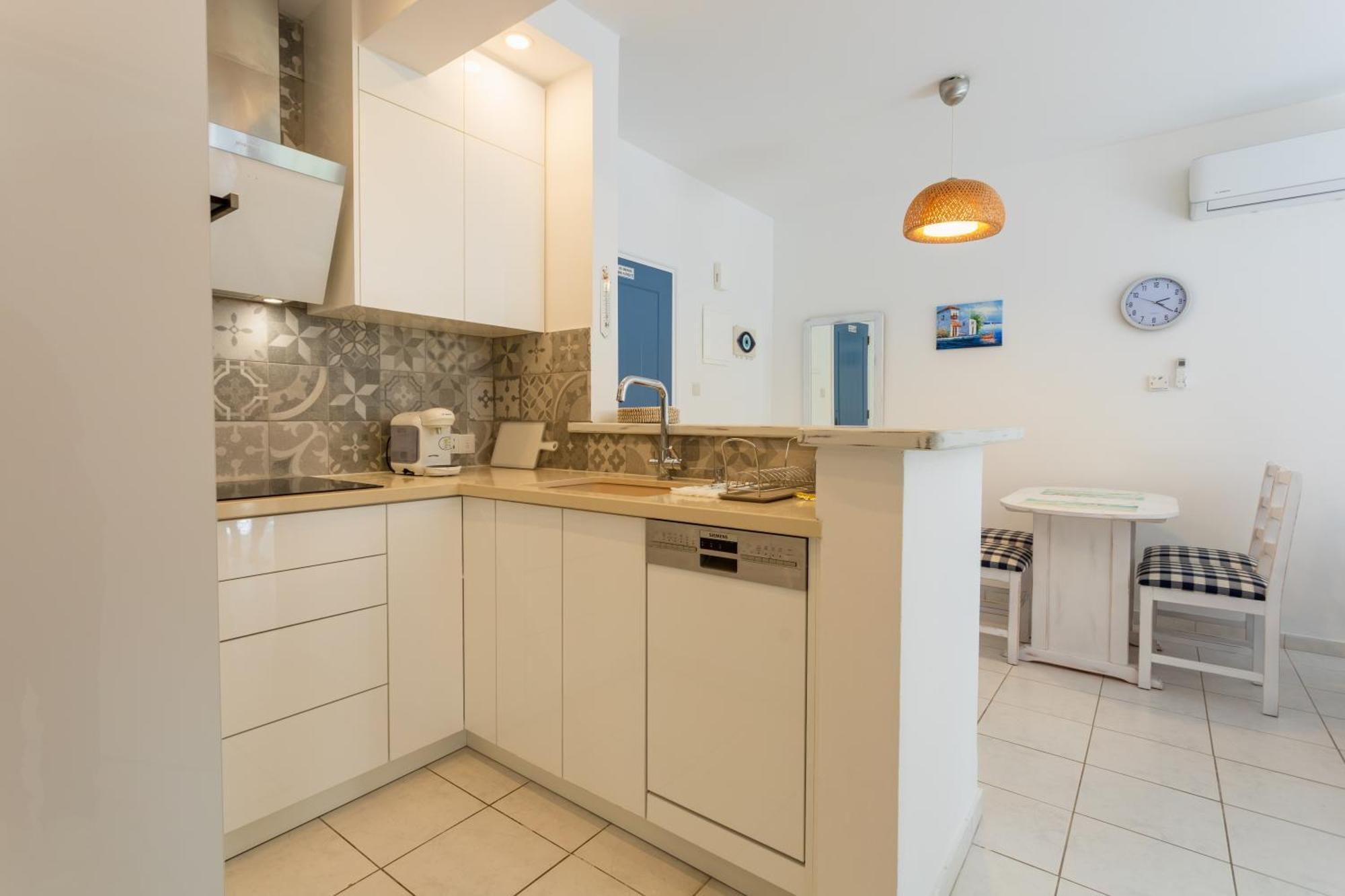 Regina Gardens Lovely Apartment Paphos 外观 照片