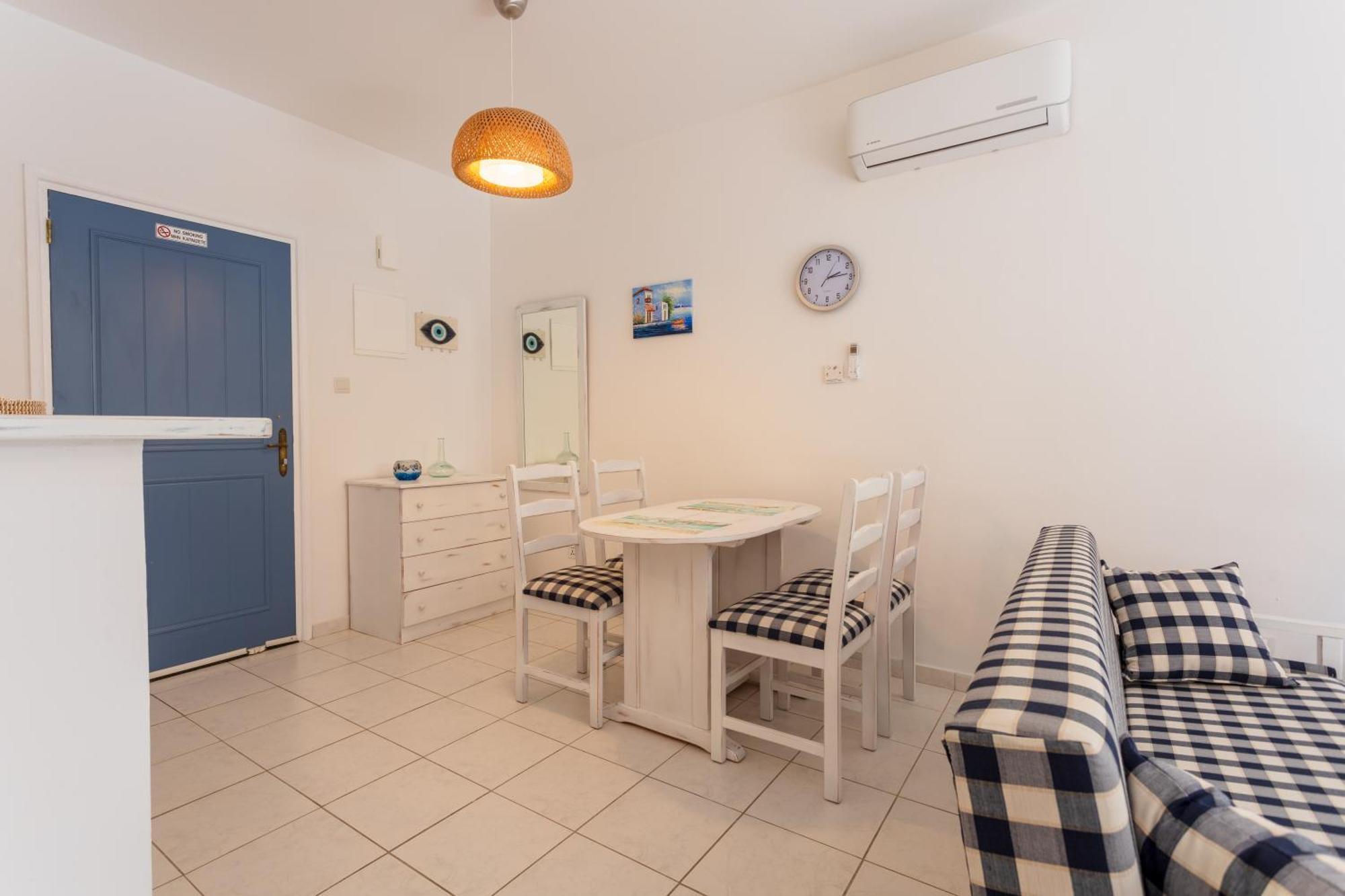Regina Gardens Lovely Apartment Paphos 外观 照片