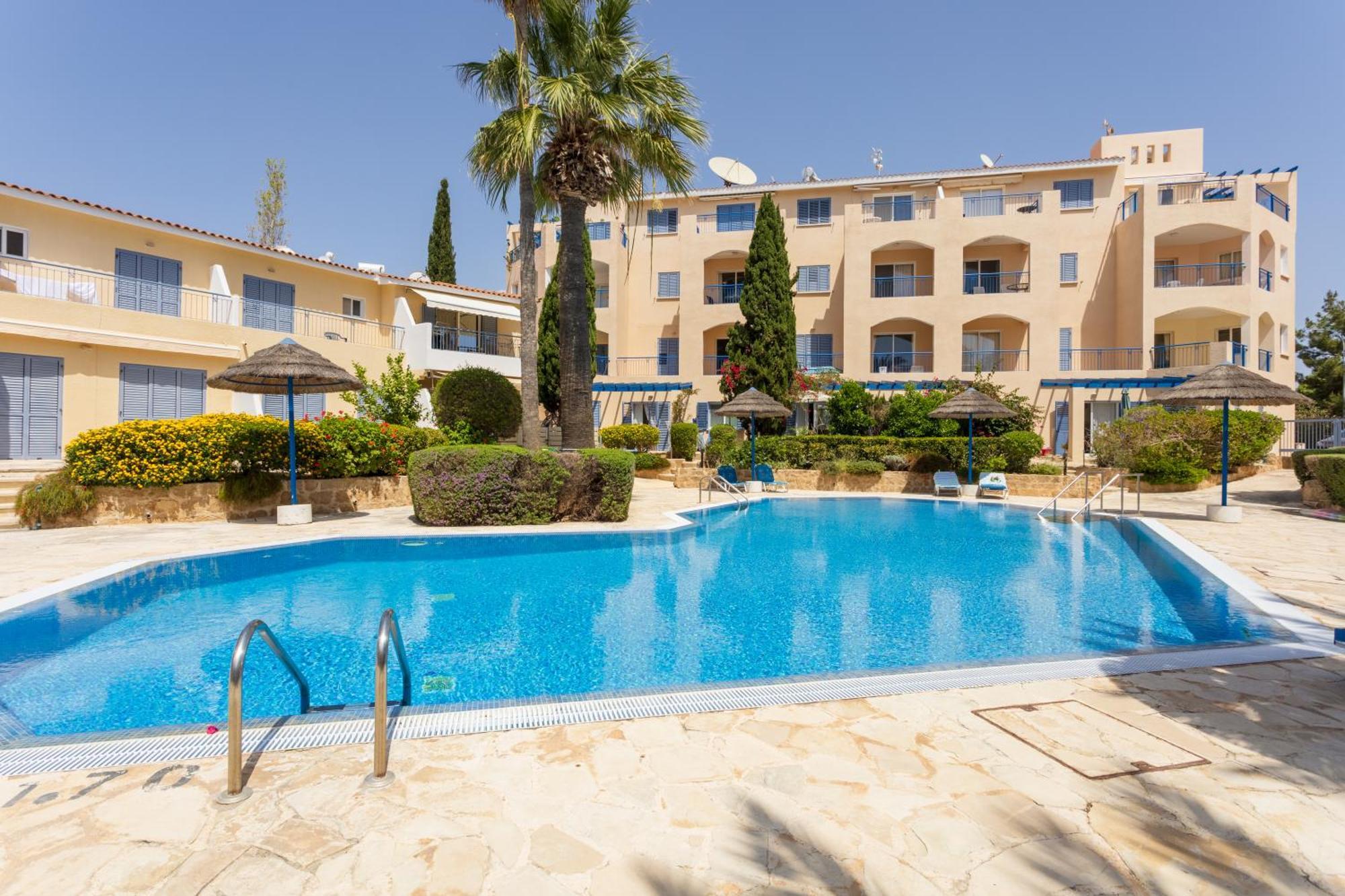 Regina Gardens Lovely Apartment Paphos 外观 照片
