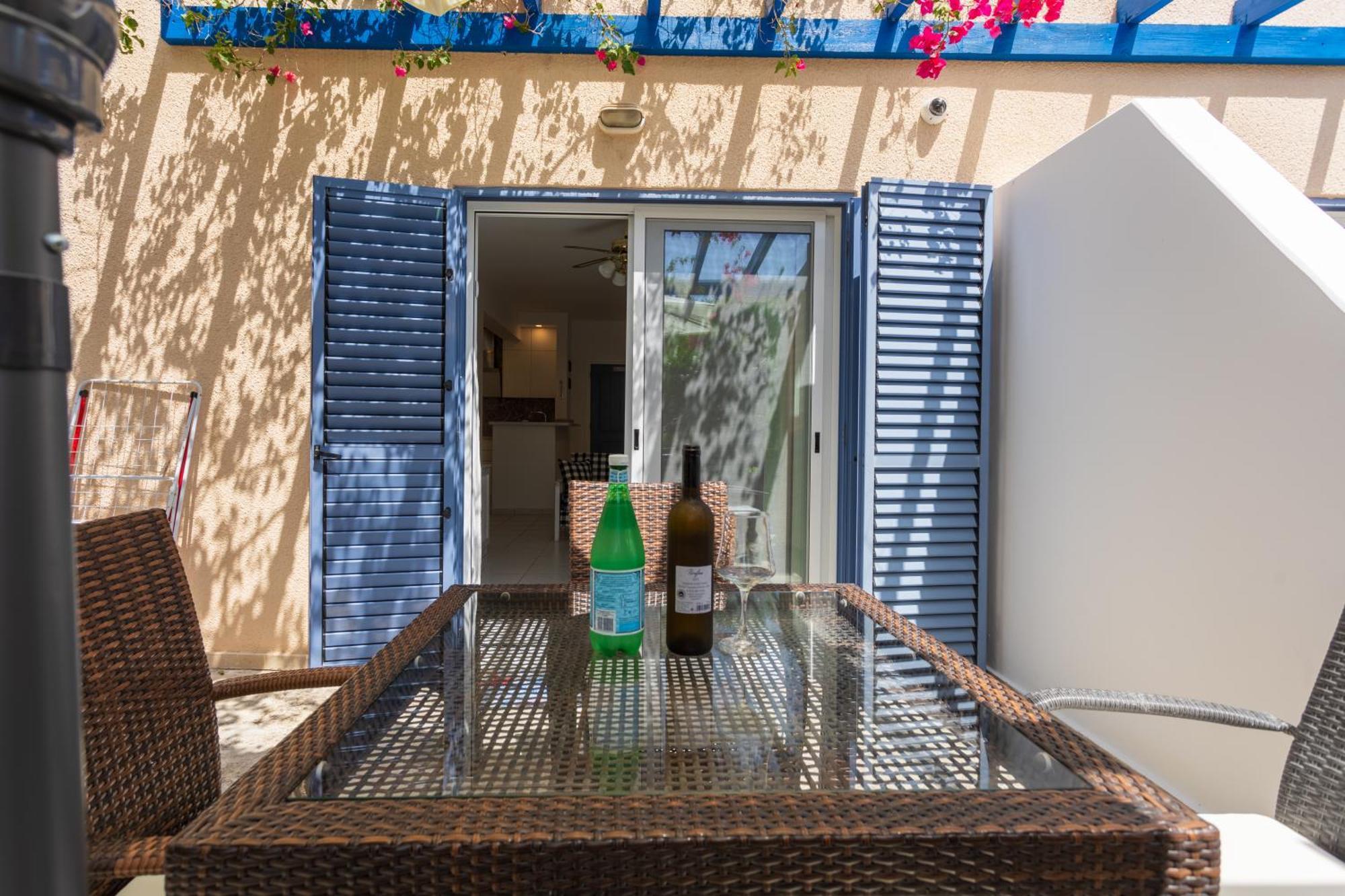 Regina Gardens Lovely Apartment Paphos 外观 照片
