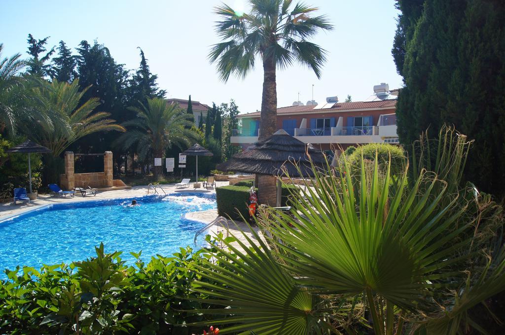 Regina Gardens Lovely Apartment Paphos 外观 照片