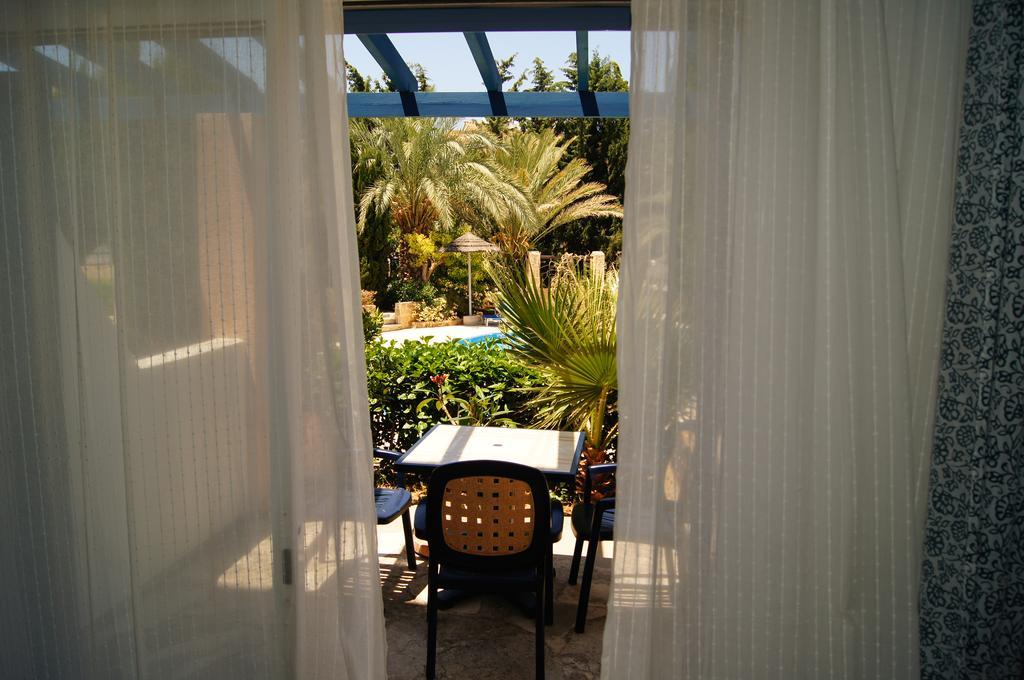 Regina Gardens Lovely Apartment Paphos 外观 照片